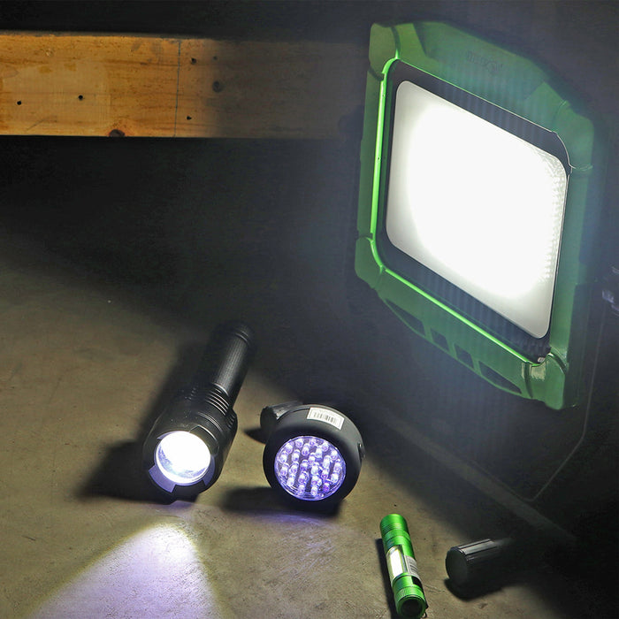 Grip 2000 Lumen Tactical LED Flashlight