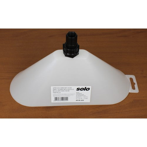 Solo Oval Drift Guard with Flat Spray Nozzle